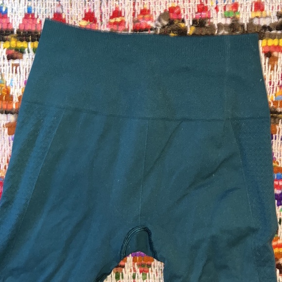 Lululemon leggings - Picture 5 of 5